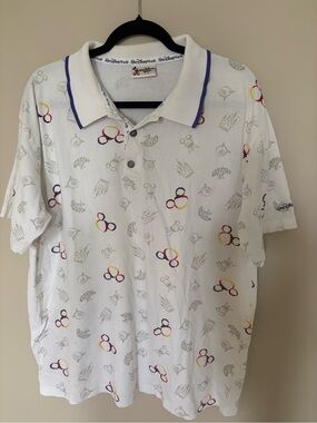 Men’s size L Disney White Short Sleeve Polo Shirt with Multicolor Print